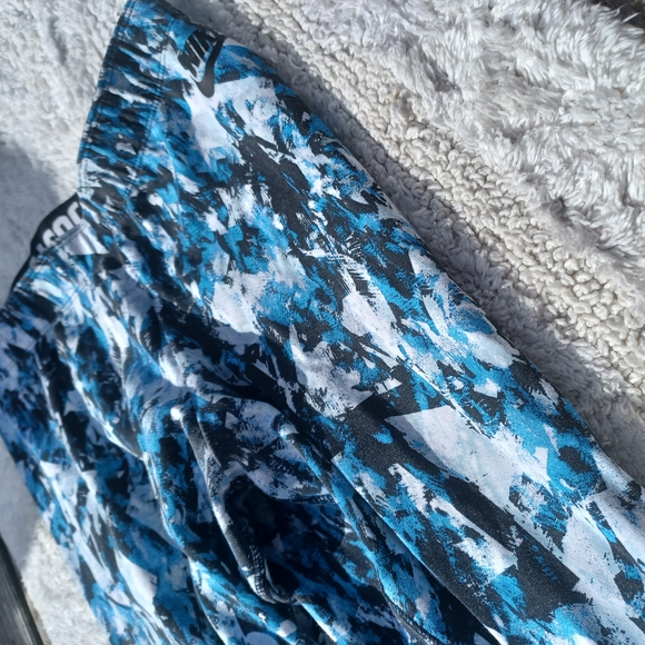 Blue and Gray Camouflage Leggings Nike - Size M - Picture 3 of 4